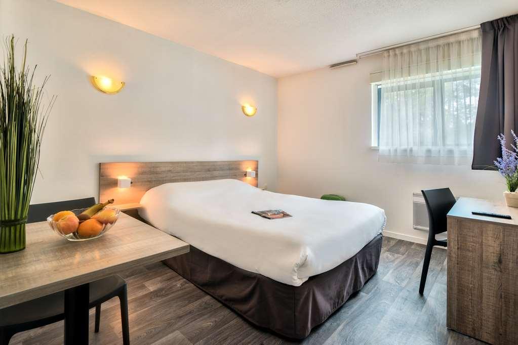 Zenitude Bordeaux - Merignac Hotel Room photo